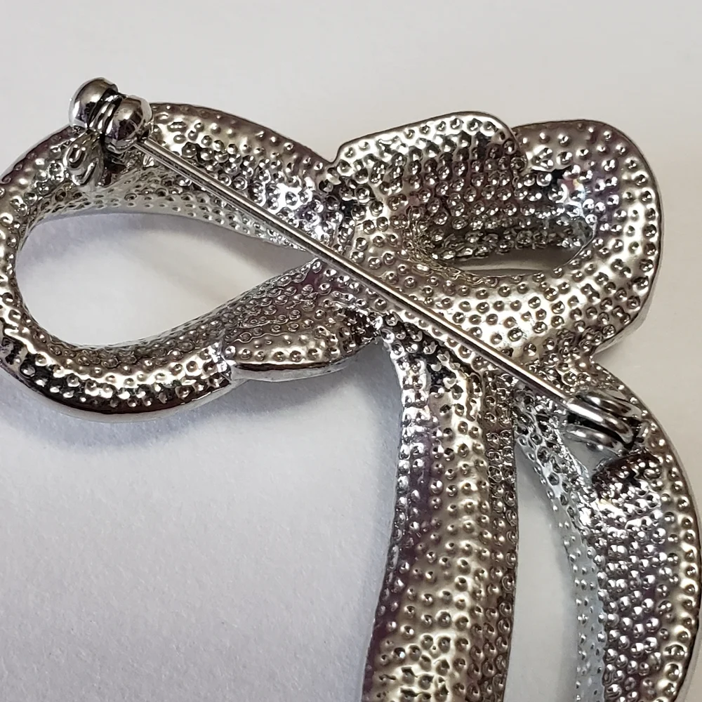 Vintage Silver Tone Rhinestone Bow Brooch, Silvertone Ribbon Pin - Picture 8 of 8